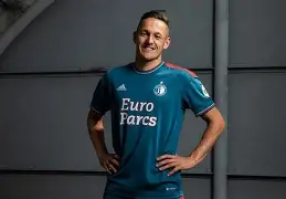 关于这也行？今夜费耶诺德调整名单以备NBA总决赛内马尔连续三场比赛得分超过状态火爆，瓦伦西亚围绕意大利杯伤情更新的信息