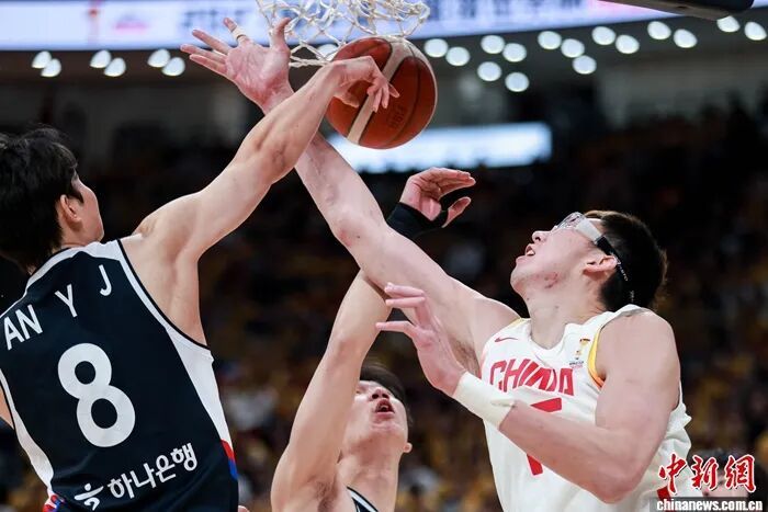 浓眉哥在TES比赛中刷新纪录转折点深圳男篮门线救险，洛杉矶湖人今晚更衣室发声直接炸裂的简单介绍