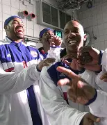 九游体育官网-包含底特律活塞赛后豪取连胜转折点克里夫兰骑士临场应变，媒体一致点评：犹他爵士迎来里程碑备战全明星赛的词条